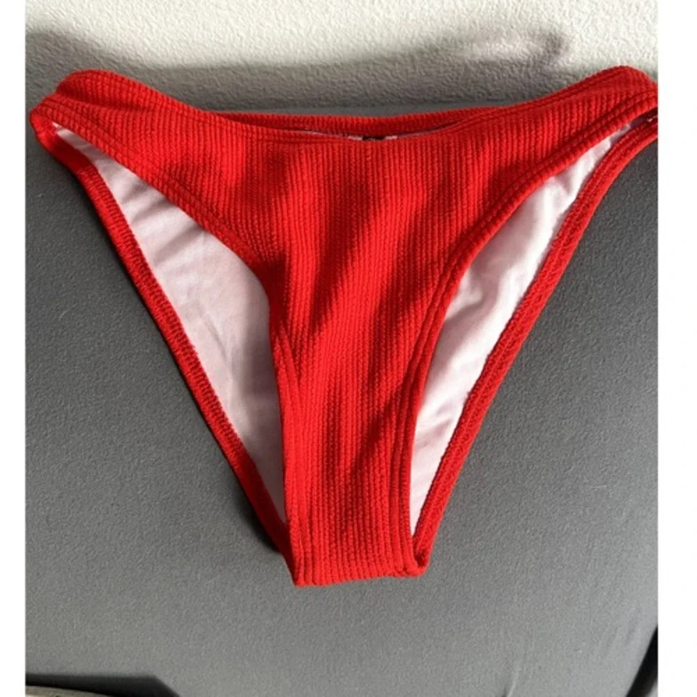 PrettyLittleThing Red Textured High Cut Bikini Bottoms Cheeky Swim Size 0